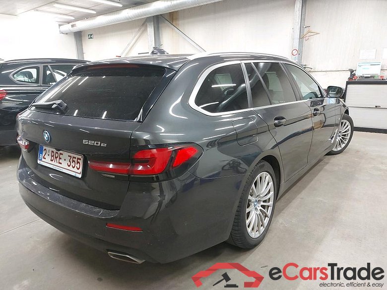 BMW - BMW 5 TOURING 520e 204PK Business Edition With Dakota Mem Seats & Pack Driving Assistant Professional & Travel & Parking Assistant & Towing Hook * HYBRID * #2