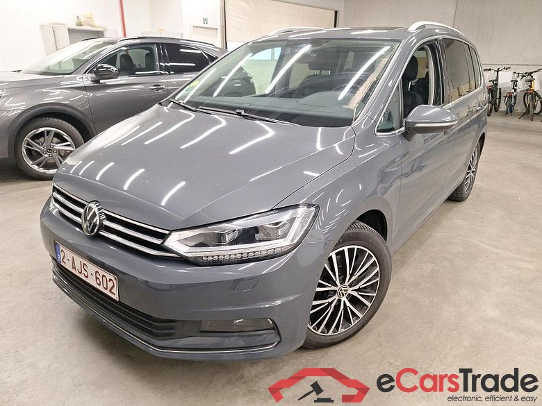 VOLKSWAGEN - VW  TOURAN TDi 150PK DSG Highline Pack Business Plus With Vienna Leather & Pack Winter & Heated Steering Wheel & Easy Open & Side & Lane Assist & Rear Camera & Power Foldable Towing Hook #1