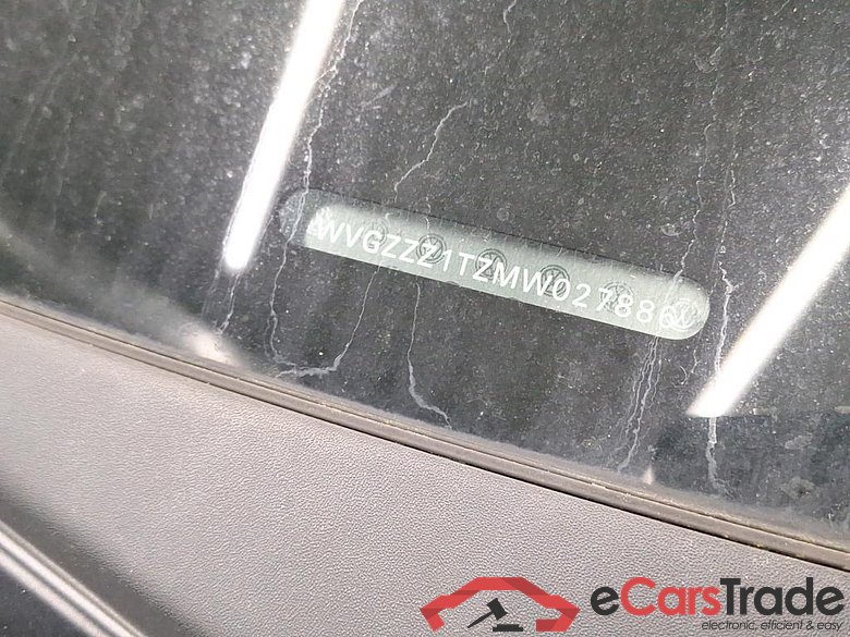 VOLKSWAGEN - VW  TOURAN TDi 150PK DSG Highline Pack Business Plus With Vienna Leather & Pack Winter & Heated Steering Wheel & Easy Open & Side & Lane Assist & Rear Camera & Power Foldable Towing Hook #6