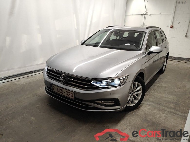 Volkswagen Passat Variant 1.6 TDI SCR DSG7 Style Business 5d #1