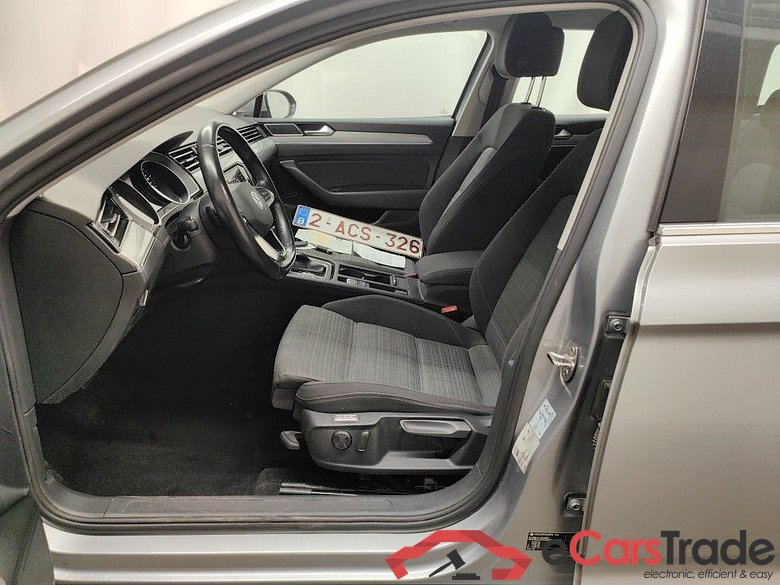 Volkswagen Passat Variant 1.6 TDI SCR DSG7 Style Business 5d #3