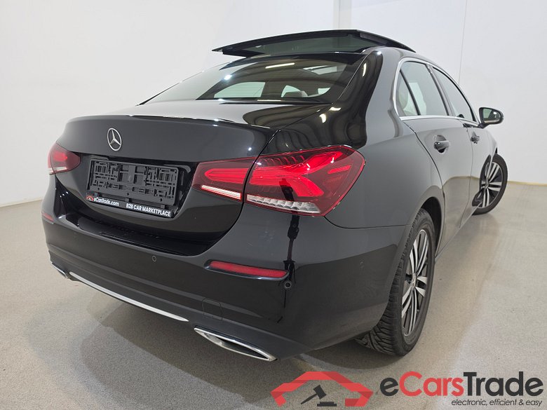 Mercedes A 200d Limo Aut. Pano LED-Xenon Widescreen Ambient Navi Sport-Leather KeylessGo Camera Klima PDC ... #4