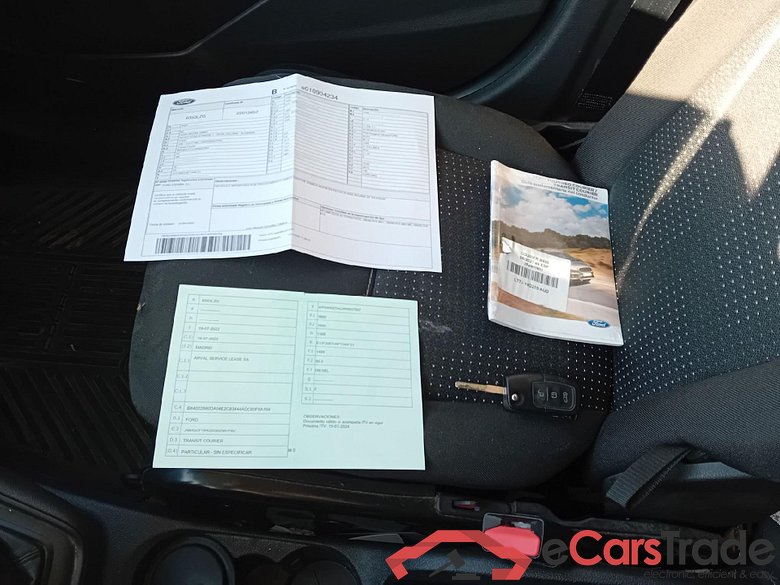 FORD Transit Courier/2014/4P/furgón der.turis Van 1.5 TDCi 56kW Trend #5