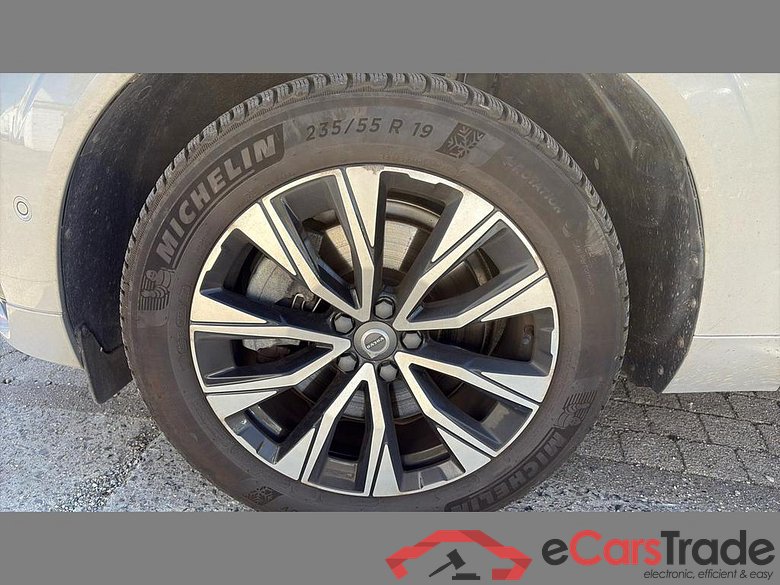 VOLVO XC60 2.0 T6 PHEV AWD Ultimate Dark (257kW) #6