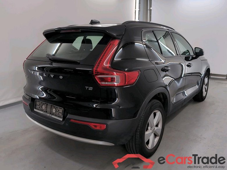 VOLVO XC40 1.5 T2 ESSENTIAL AUTO #4