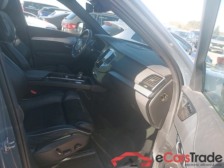 VOLVO XC90 / 2019 / 5P / todoterreno 2.0 T8 AWD Recharge R-Design Auto #6