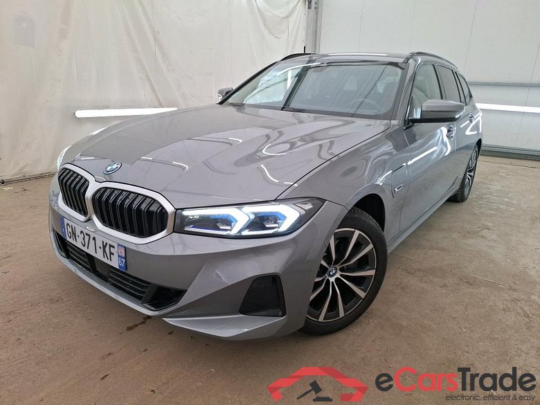 BMW Série 3 Touring / 2022 / 5P / Break 320e xDrive 204 Busi Design BVA8 Hybride