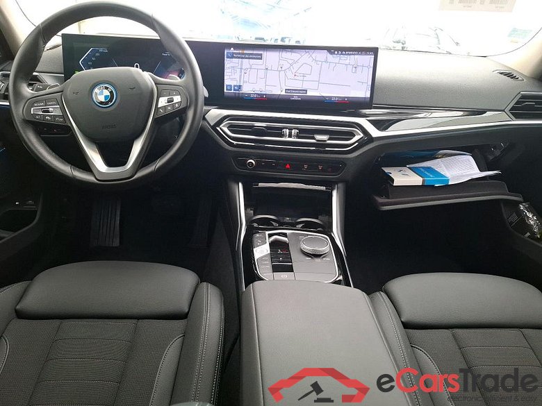 BMW Série 3 Touring / 2022 / 5P / Break 320e xDrive 204 Busi Design BVA8 Hybride #5