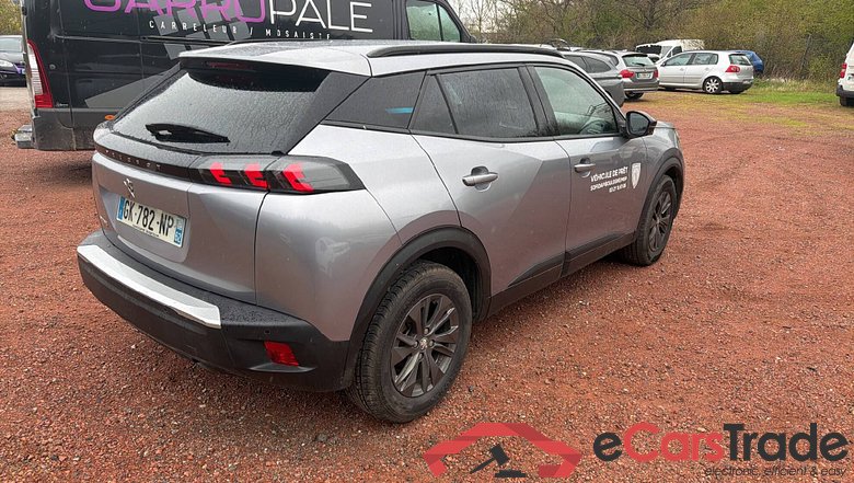 Peugeot 2008 Style PureTech 1.2L 100 S&S (BVM6) #4