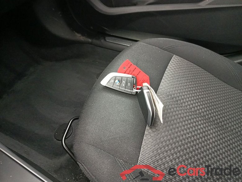 BMW 1 HATCH DIESEL - 2019 116 dA 116hp (EU6AP) 5d #4