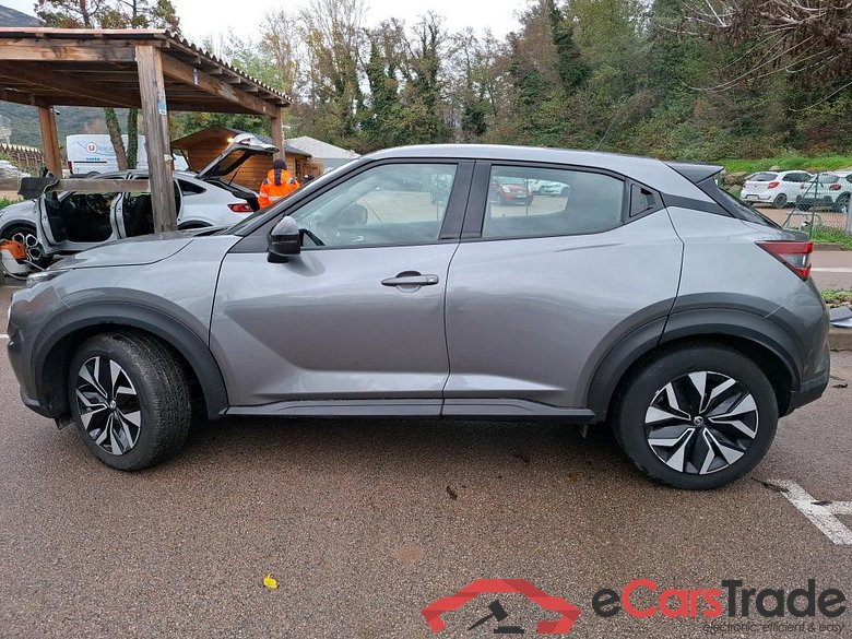 NISSAN Juke / 2019 / 5P / Crossover DIG-T 114 BVM6 Business Edition #3