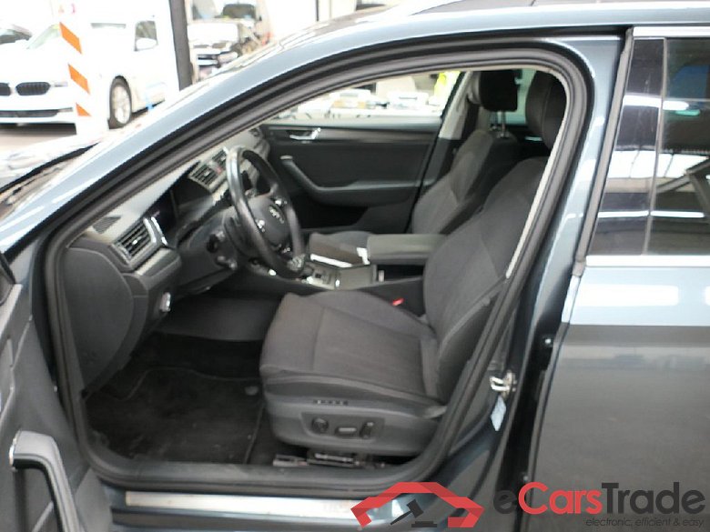 Superb Combi Style 4x4 2.0 TDI 147KW AT7 E6d #4