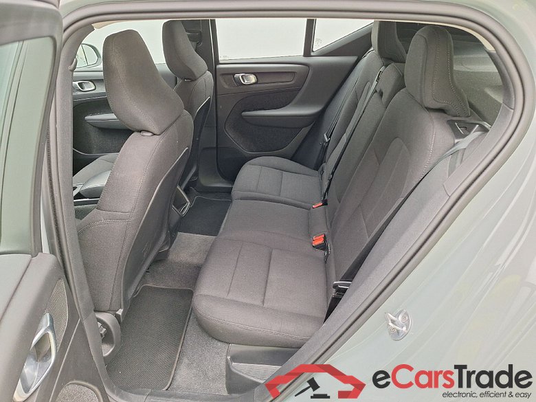 Volvo, XC40 FL'21, Volvo XC40 T2 Essential Aut. 5d #4