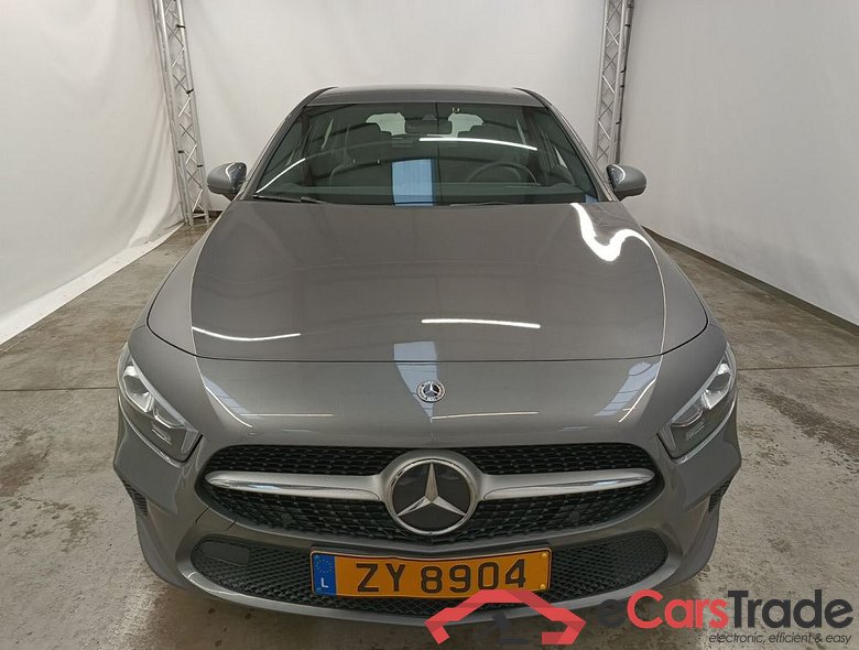 MERCEDES CLASSE A DIESEL (W177) A 200 d 150 Business Solution (EU6AP) 5d #5
