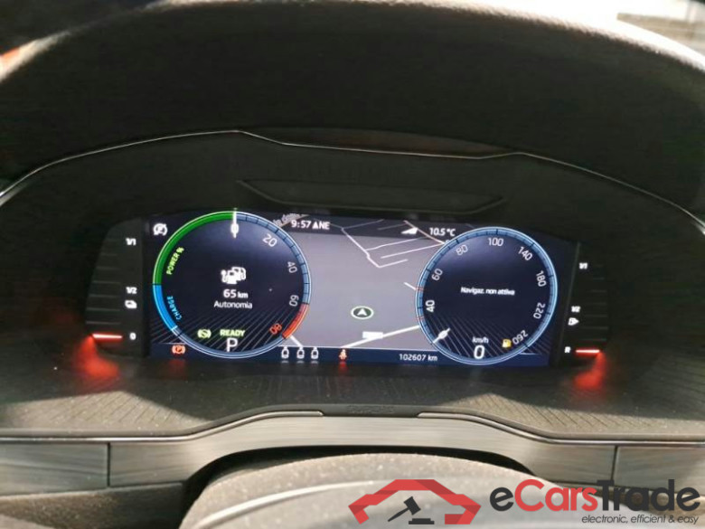SKODA SUPERB WAGON / 2019 / 5P / STATION WAGON 1.4 TSI PLUG-IN HYBRYD EXECUTIVE DSG #4