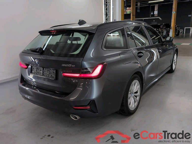 BMW 3 SERIES TOURING 2.0 320E TOURING #4