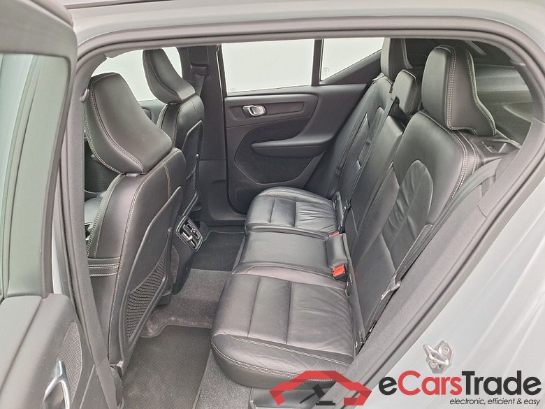 Volvo, XC40 '17, Volvo XC40 T2 R-Design 5d #4