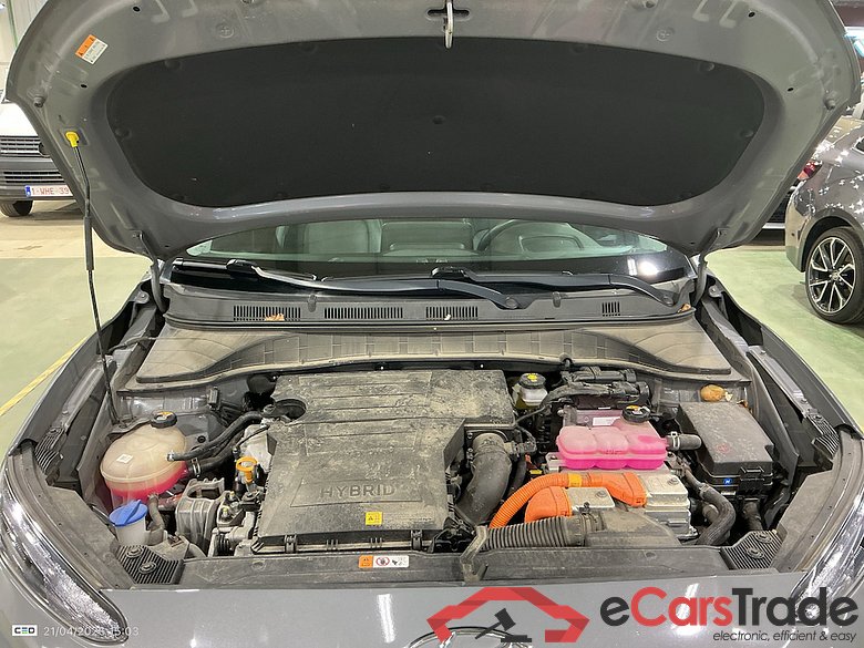 HYUNDAI KONA 1.6 GDI HYBRID SKY DCT #6