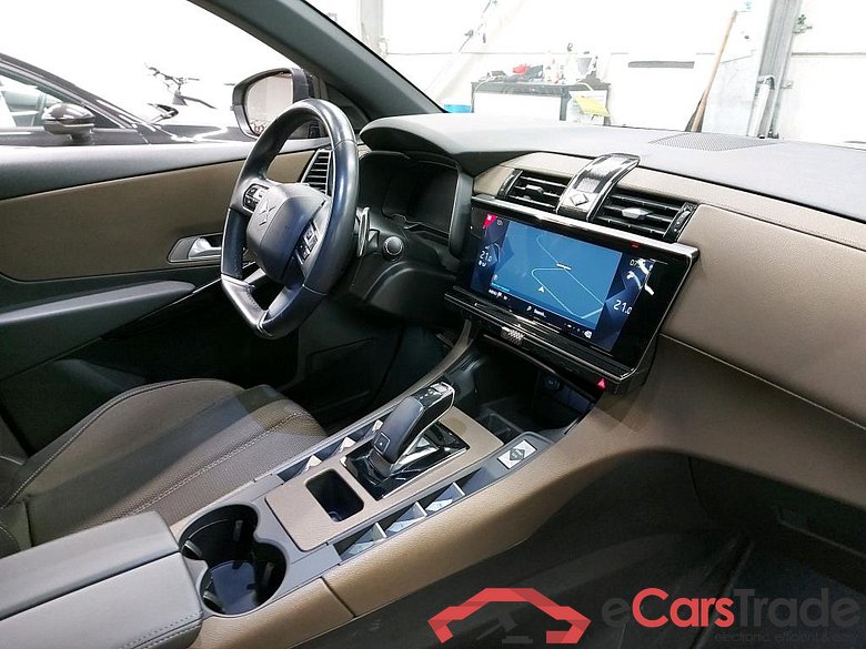 DS - DS  DS 7 CROSSBACK BlueHDi 130PK Automatic So Chic Bastille & Pano Roof & Camera With Front & Rear Park Sensors #3