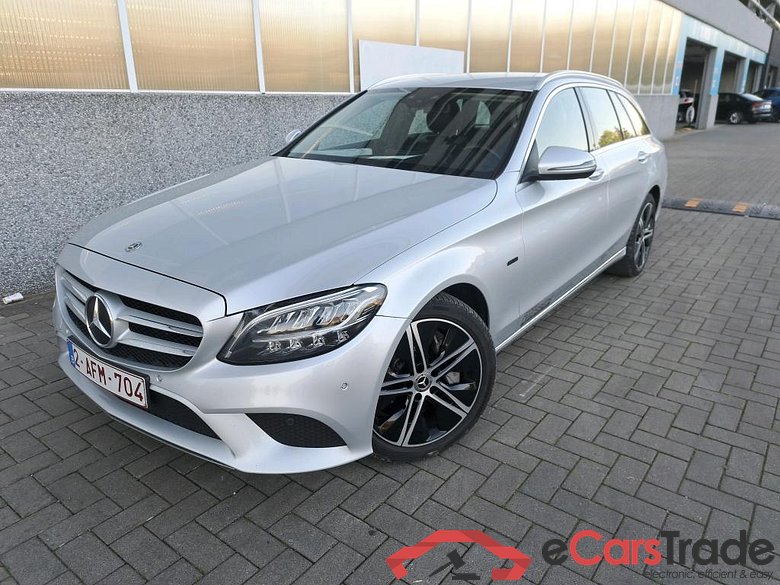 Mercedes C 300de Plug-In Hybrid Aut. LED-Xenon Navi 1/2 Sport-Leather KeylessGo Camera Klima PDC ... #1