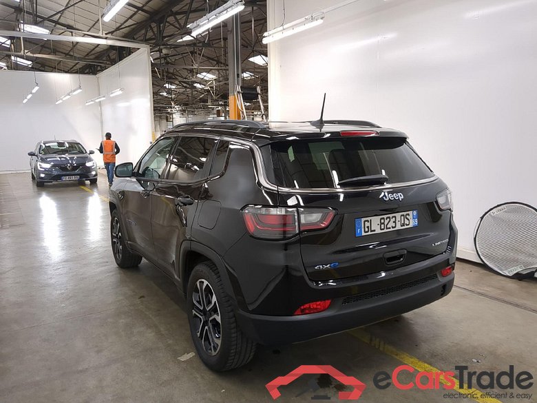 JEEP Compass / 2021 / 5P / SUV 1.3 TURBO T4 240 4XE LIMITED OPERATION STOCK #4