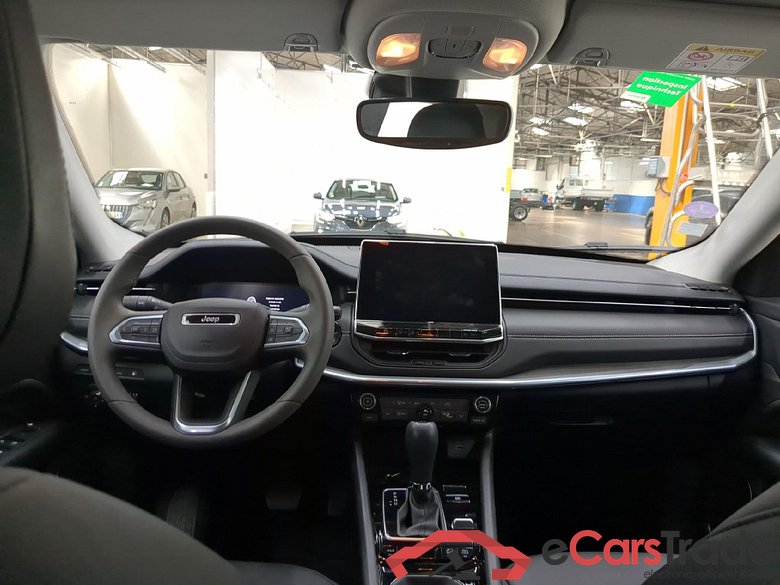 JEEP Compass / 2021 / 5P / SUV 1.3 TURBO T4 240 4XE LIMITED OPERATION STOCK #5