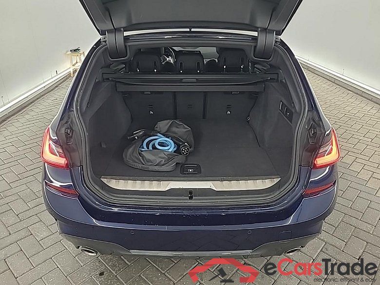BMW 3-serie Touring 330e xDrive 5D 215kW #5