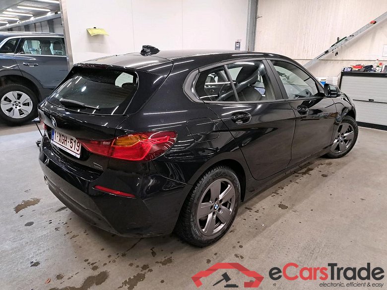 BMW - BMW 1 HATCH 118i 140PK Advantage Pack Business With Sport Seats & PDC Front & Rear * PETROL * #2