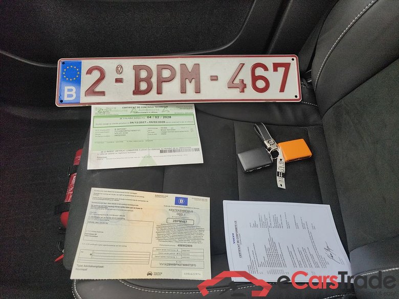 Volvo XC40 T4 Recharge Geartronic R-Design 5d #4