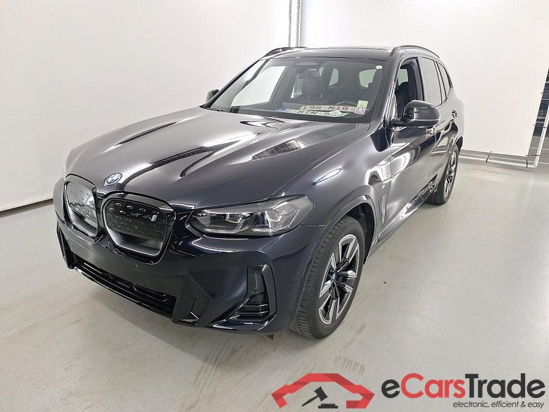 BMW IX3 80KWH AUTO