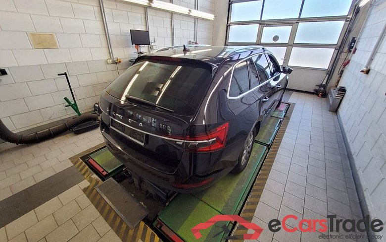 Skoda Superb Combi (3V5)(06.2015->) DE - Kb5 2.0 TDI EU6d, Style (EURO 6d), (Facelift) 2020 - 2024 #3