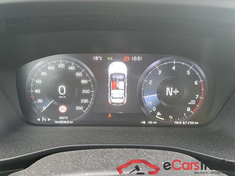 VOLVO XC40 / 2021 / 5P / todoterreno 1.5 T2 Essential #4