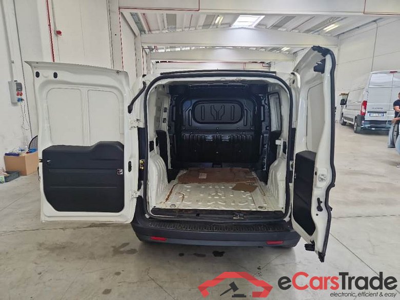 FIAT DOBLÒ CARGO / 2014 / 3P / VETT. FURGONATA CH1 BUSINESS 1.6 MJET 105CV E6D SeS #5