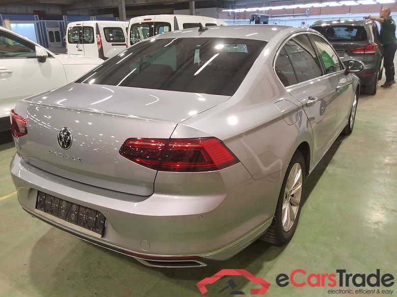 VOLKSWAGEN PASSAT 2.0 TDI 110KW ELEGANCE BUSINESS DSG #4