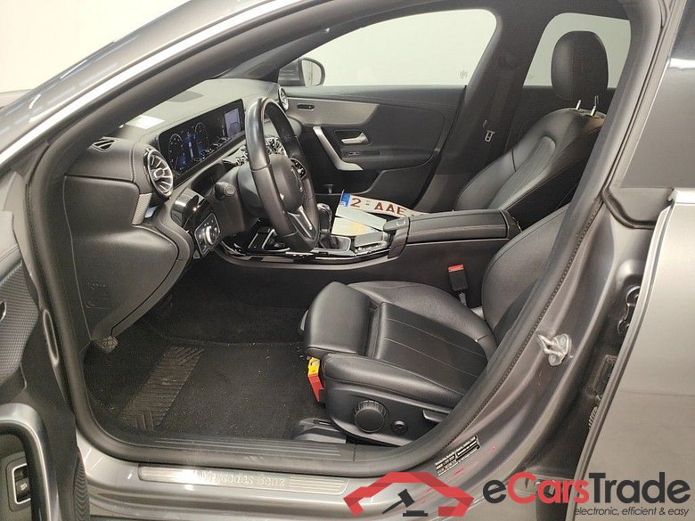 Mercedes-Benz CLA Shooting Brake CLA 180 d Business Solution 5d #3