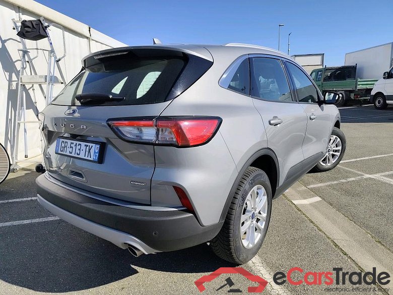FORD Kuga / 2019 / 5P / SUV 2.5 190 hybrid Flexifuel Pshift Titanium #3