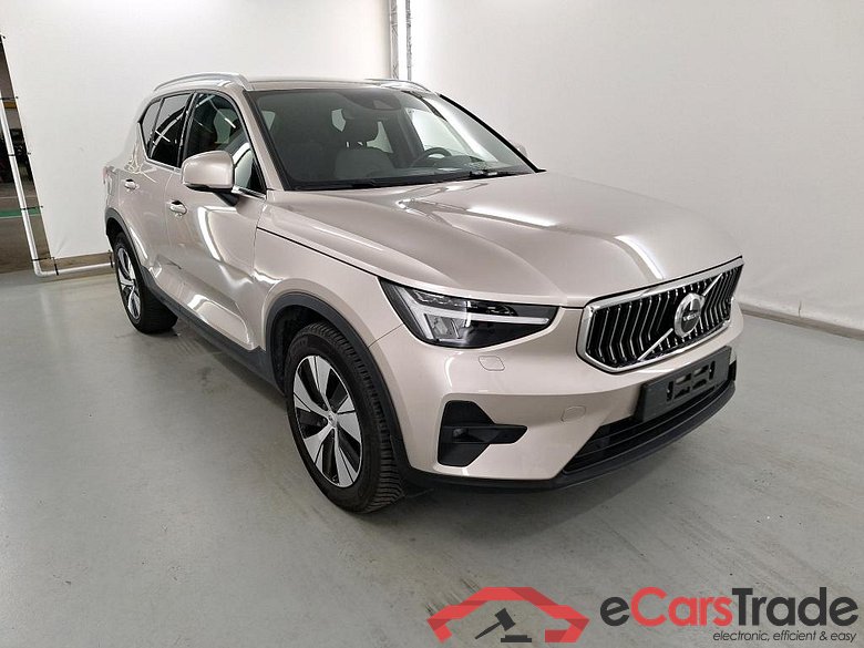 VOLVO XC40 1.5 T4 PHEV CORE DCT #2