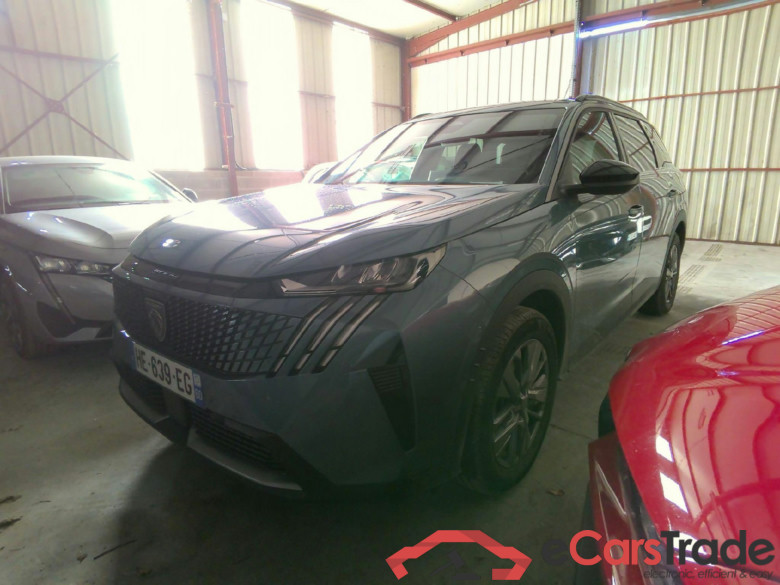 Peugeot 5008 Allure Hybrid 145 e-DCS6 #1