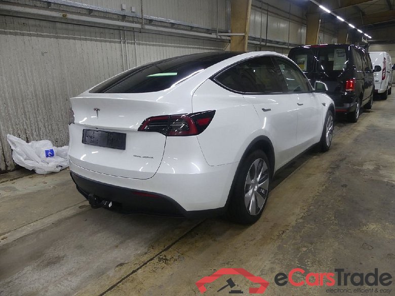 TESLA Model Y Long Range Dual Motor AWD 5d 378kW #4