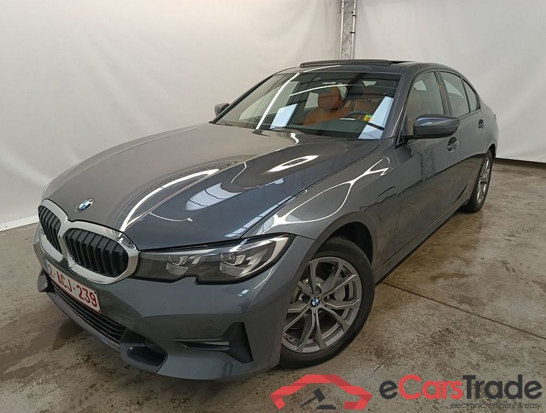 BMW 3 Reeks Berline 330e (215 kW) 4d