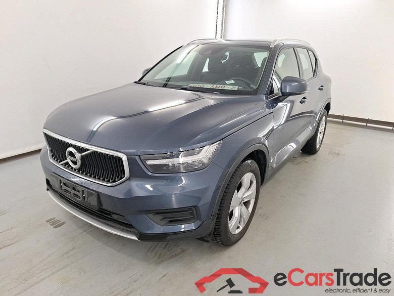 VOLVO XC40 1.5 T2 MOMENTUM PRO #1