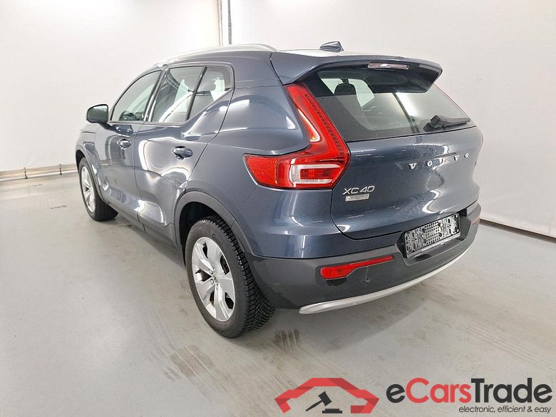 VOLVO XC40 1.5 T2 MOMENTUM PRO #3