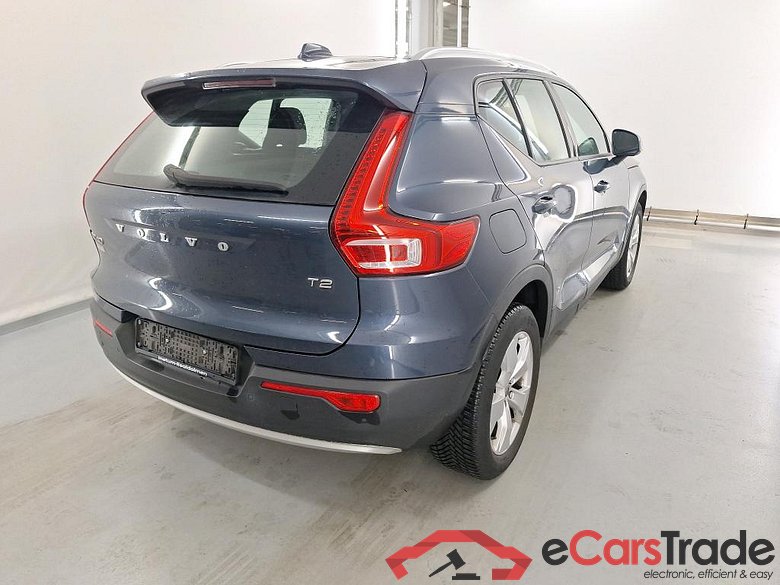 VOLVO XC40 1.5 T2 MOMENTUM PRO #4