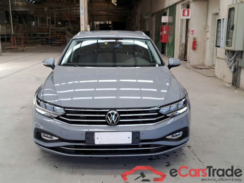 VOLKSWAGEN PASSAT / 2019 / 5P / STATION WAGON VAR. 2.0TDI SCR EVO 110KW BUSINESS DSG #6