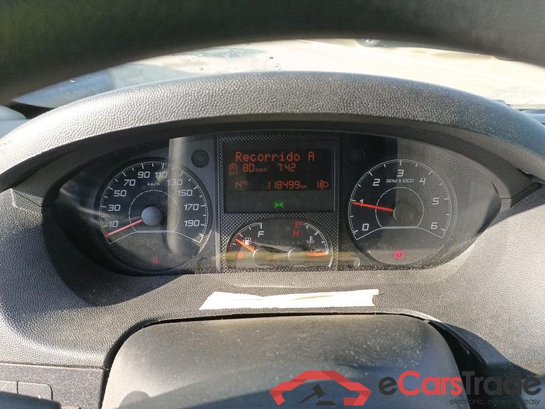 PEUGEOT Boxer / 2014 / 4P / furgón Pack 333 L2H2 BlueHDi 96KW (130CV) #4