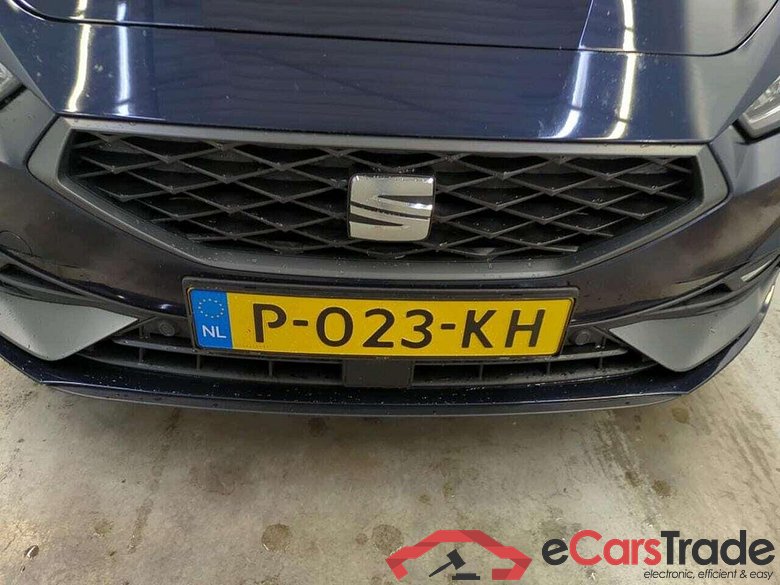 SEAT Leon Sportstourer 1.0 eTSI FR Bns Int #4