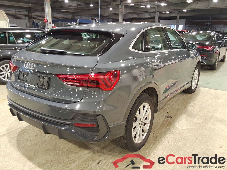AUDI Q3 Sportback 1.4 45 TFSI E S TRONIC #4