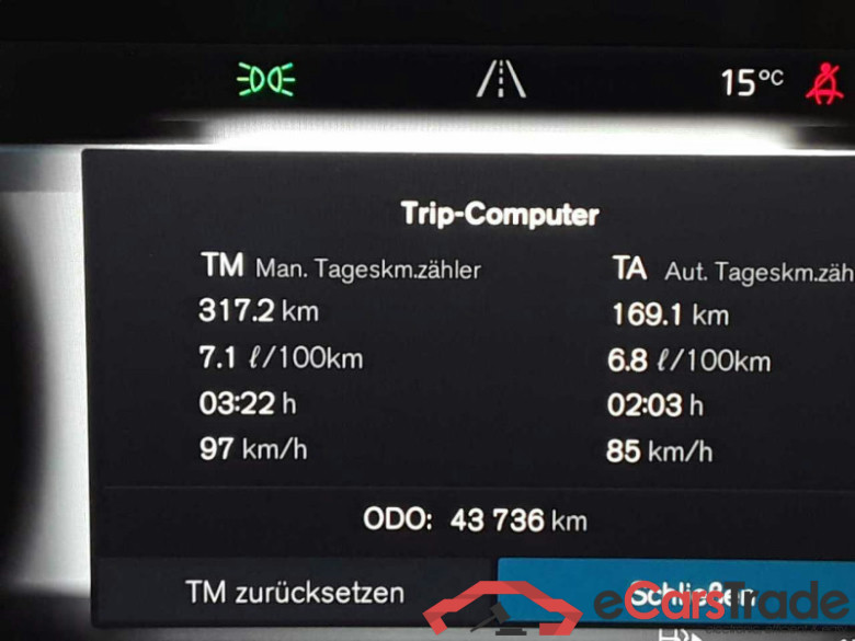 Volvo XC40 (2017->) DE - SUV5 B4 AWD EU6d, Ultimate Dark, (Facelift) 2022 - 2022 #3