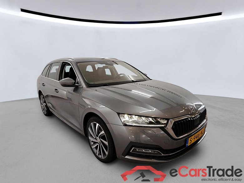 SKODA Octavia Combi 110 kW #4