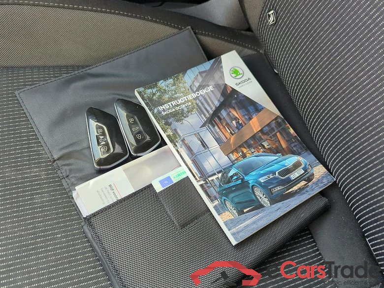 SKODA Octavia Combi 81 kW #6